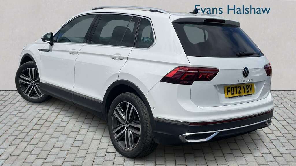 Volkswagen Tiguan 1.5 Tsi 150 Elegance Dsg 2023 FD72YBV White #2