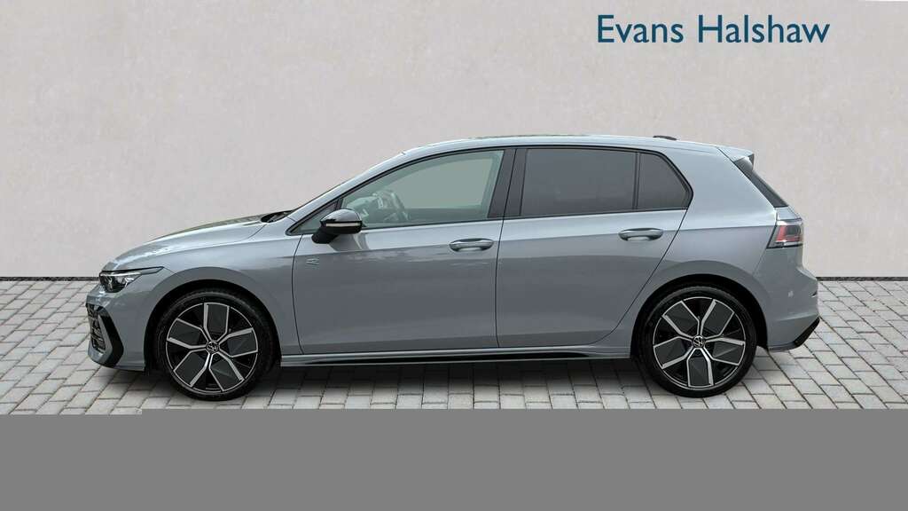 Volkswagen Golf 1.5 Tsi 150 Black Edition 2025 NJ25AYG Grey #4