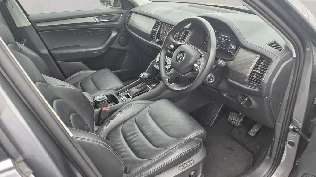 Skoda Kodiaq 1.5 Tsi Se L Executive Dsg 7 Seat 2023 LF72KFS Grey #4