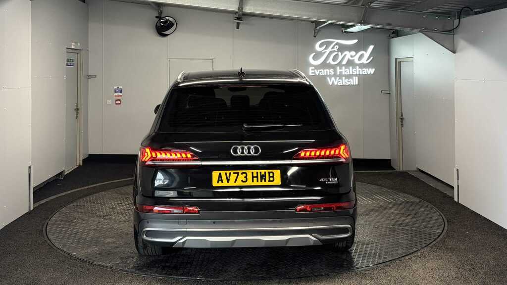 Audi Q7 45 Tdi Quattro Sport Tiptronic 2023 AV73HWB Black #5