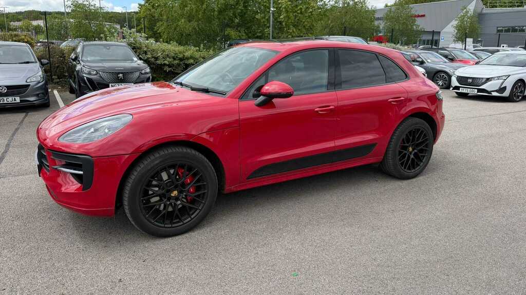 Porsche Macan Gts Pdk 2020 RX20YAH Red #2