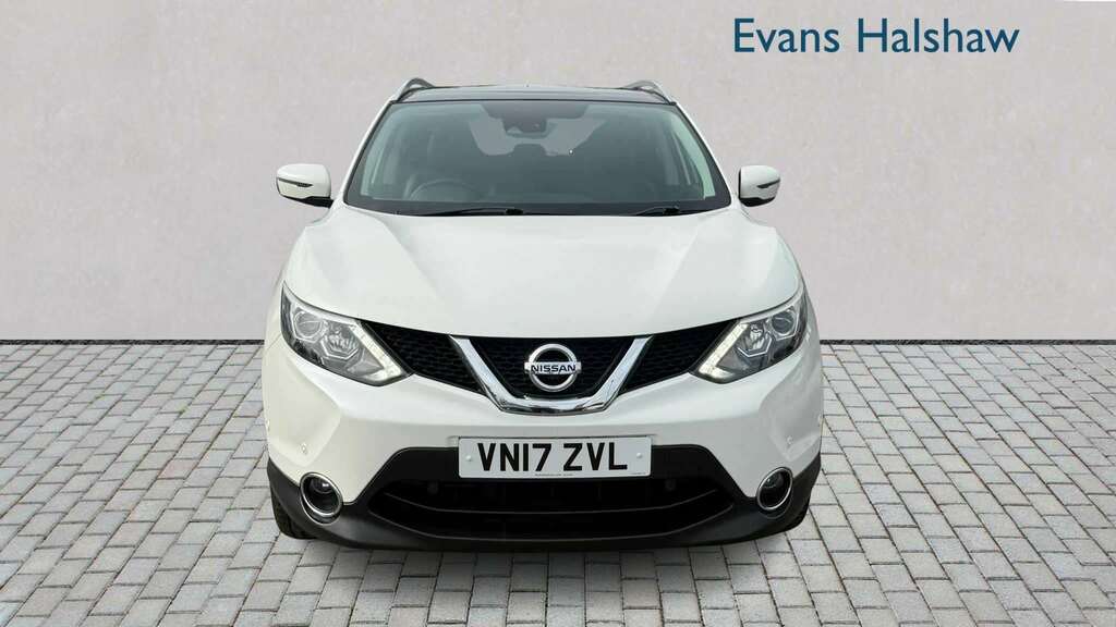 Nissan Qashqai 1.6 Dci Tekna Non-panoramic 4Wd 2017 VN17ZVL White #2