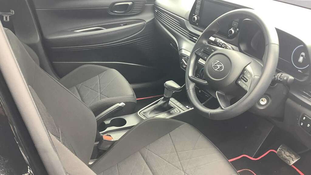 Hyundai Bayon 1.0 Tgdi 48V Mhev Se Connect Dct 2023 Black #5