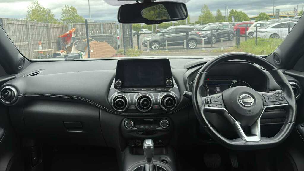 Nissan Juke 1.6 Hybrid N-connecta 2023 KE72MOV Silver #5