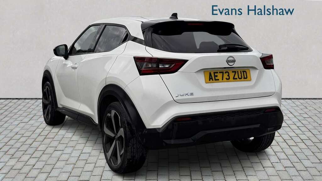 Nissan Juke 1.0 Dig-t 114 Tekna 2023 AE73ZUD White #2