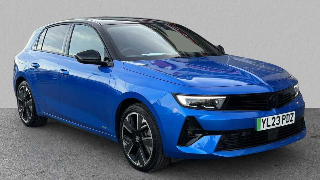 Vauxhall Astra 115Kw Ultimate 54Kwh 2023 YL23PDZ Blue