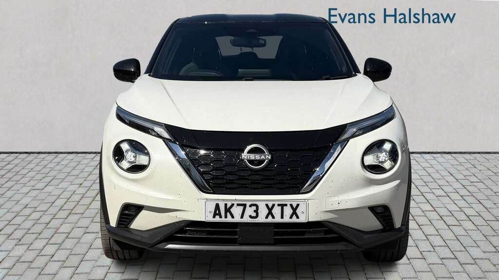 Nissan Juke 1.6 Hybrid Tekna 2023 AK73XTX White #4