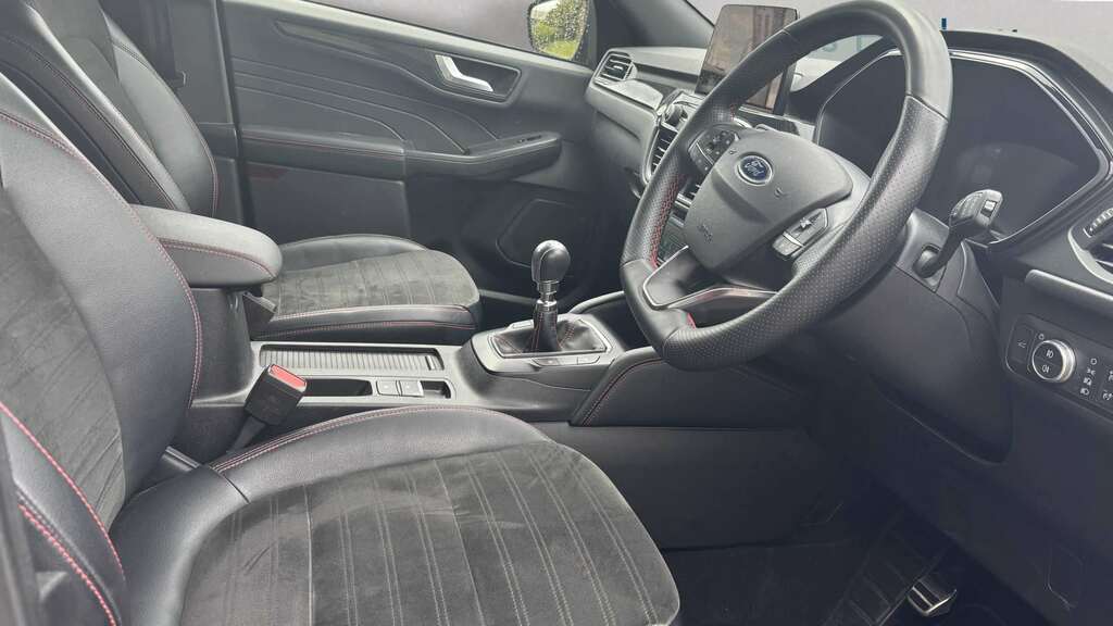 Ford Kuga 1.5 Ecoboost 150 St-line Edition 2023 LY23BPX Black #2