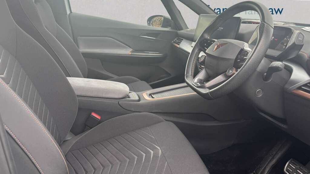 Cupra Born 169Kw E-boost V2 58Kwh 2023 Silver