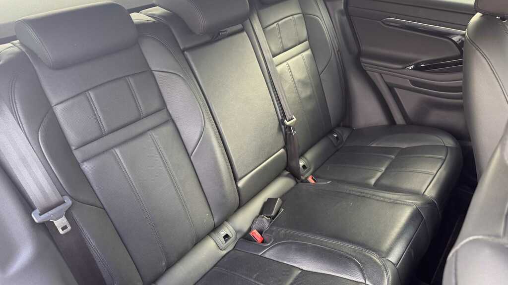 Land Rover Range Rover Evoque 1.5 P300e R-dynamic S 2022 YK72UZA Red #5