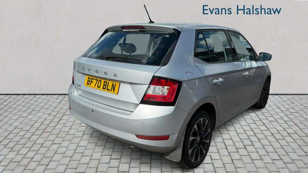 Skoda Fabia 1.0 Tsi Se Drive 2020 BF70BLN Silver #2