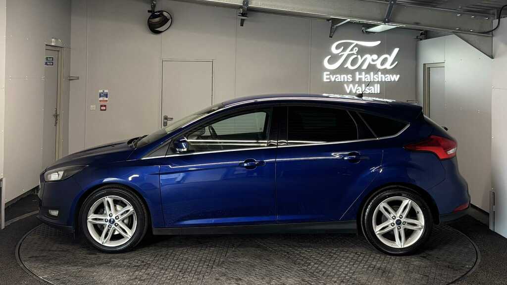 Ford Focus 1.5 Tdci 120 Zetec 2015 Blue #6