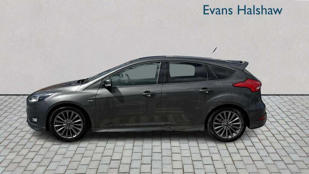 Ford Focus 1.0 Ecoboost 140 St-line Navigation 2018 MJ18KNH Grey #3