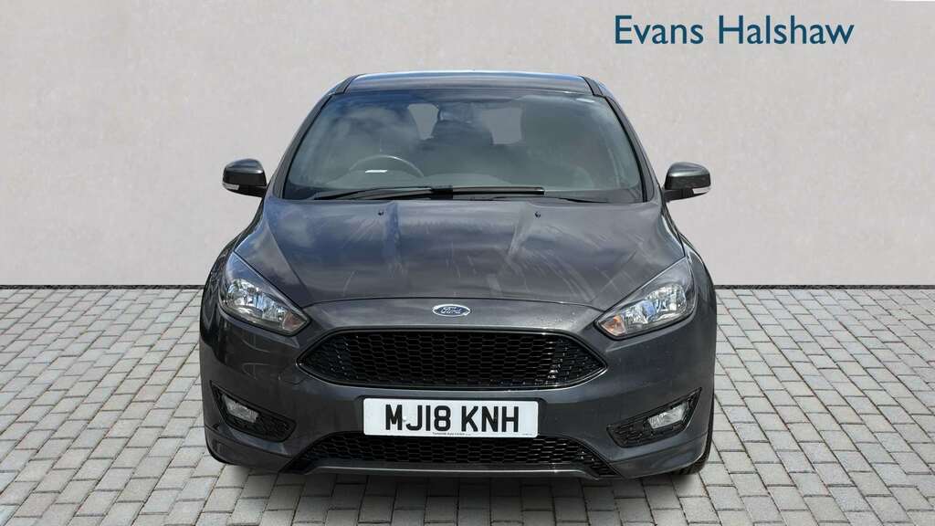 Ford Focus 1.0 Ecoboost 140 St-line Navigation 2018 MJ18KNH Grey #4