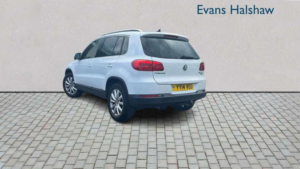 Volkswagen Tiguan 2.0 Tdi Bluemotion Tech Match 2014 White #2
