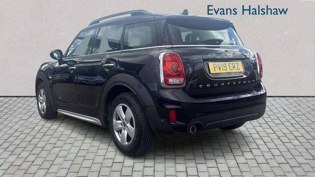Mini Countryman 2.0 Cooper D Classic All4 2019 Black #2