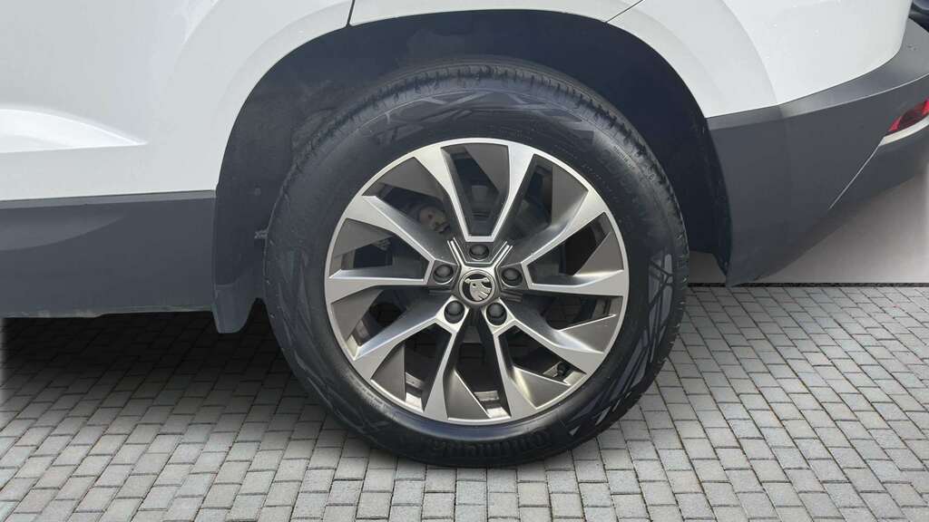 Skoda Karoq 1.5 Tsi Se Drive 2021 White #4