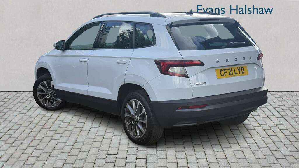 Skoda Karoq 1.5 Tsi Se Drive 2021 White #2