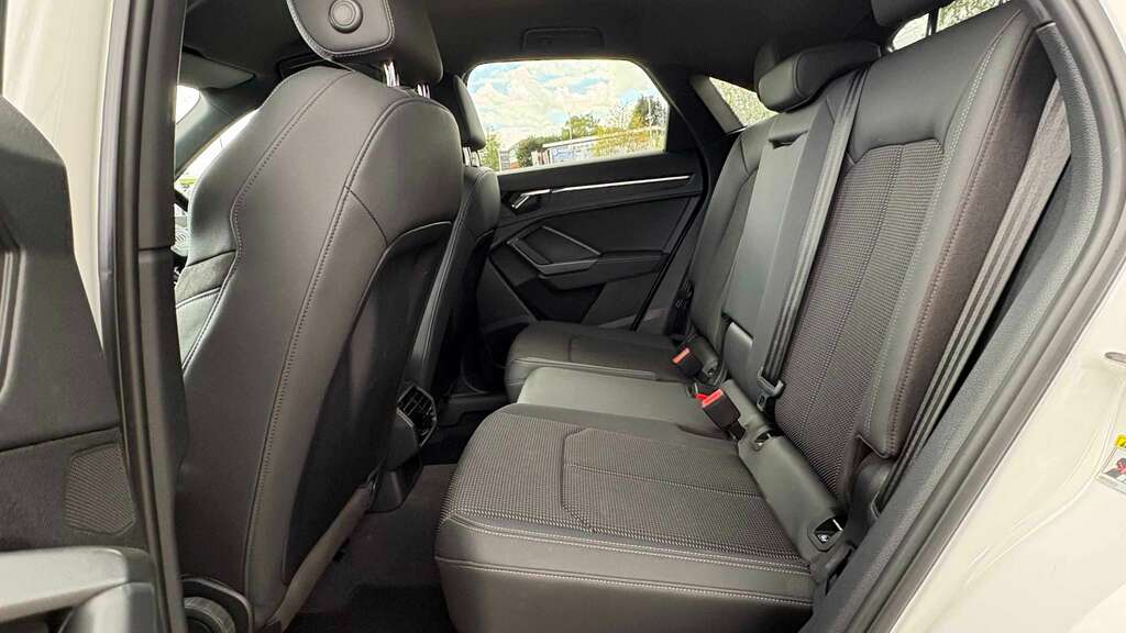 Audi Q3 45 Tfsi Quattro S Line S Tronic 2020 RE20KJX White #4
