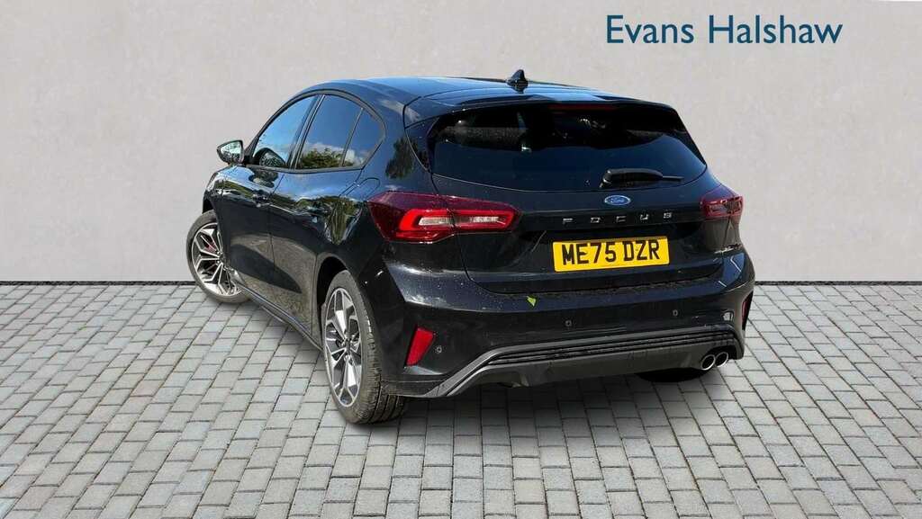 Ford Focus 1.0 Ecoboost Hybrid Mhev 155 St-line X 20 Black