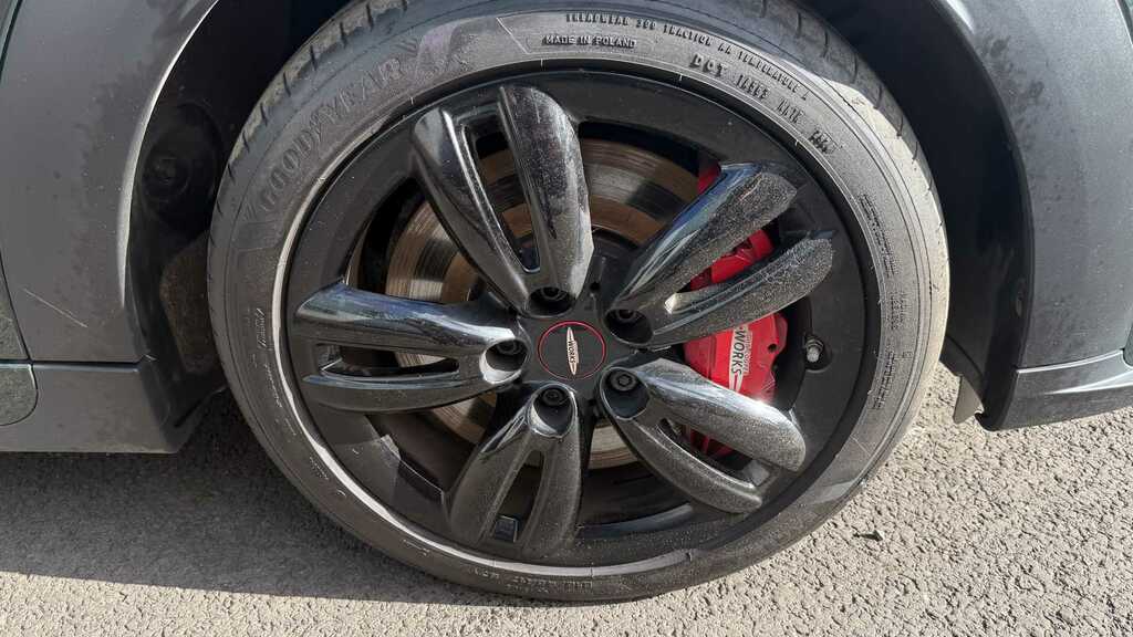 Mini Hatch 2.0 John Cooper Works 2023 SE23UWA Green #5