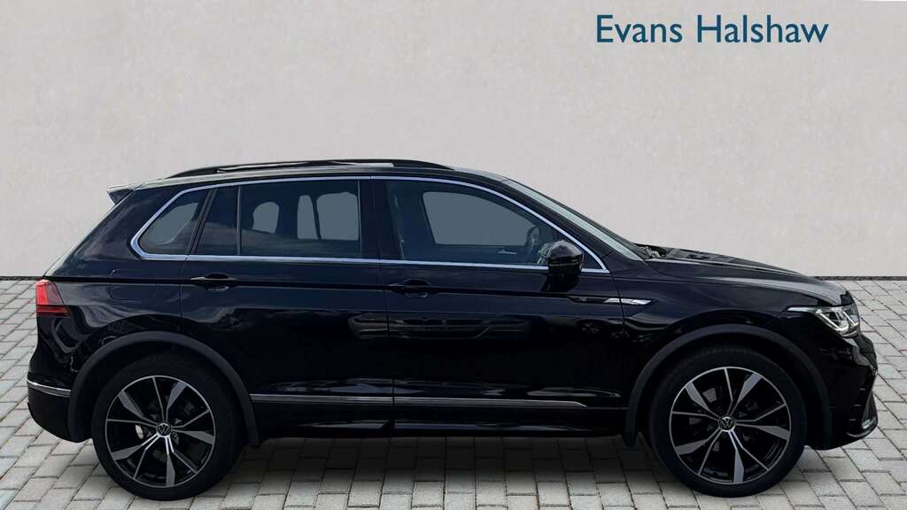Volkswagen Tiguan 1.5 Tsi 150 R-line Dsg 2023 WU23LXB Black #2