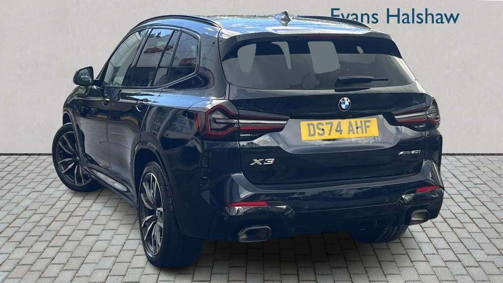 BMW X3 Xdrive20i Mht M Sport Step 2024 DS74AHF Black #2