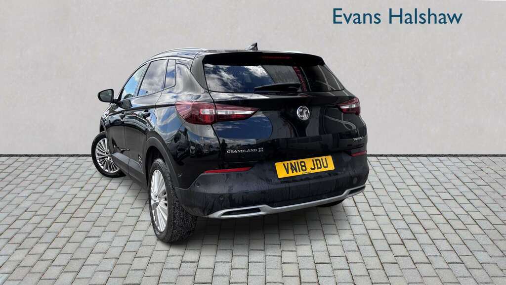 Vauxhall Grandland X 1.5 Turbo D Tech Line Nav 2018 VN18JDU Black #2