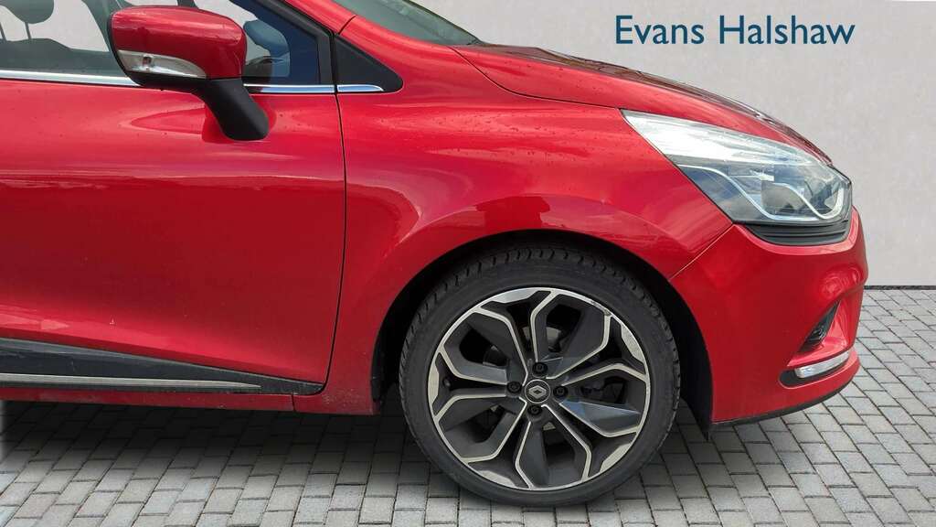 Renault Clio 0.9 Tce 90 Iconic 2018 SL68VST Red #4