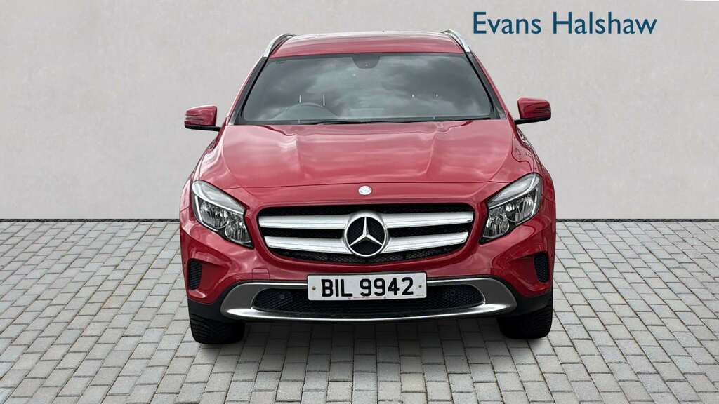 Mercedes-Benz GLA Class 220 Cdi 4Matic Sport Executive 2015 FL15SFE Red #3