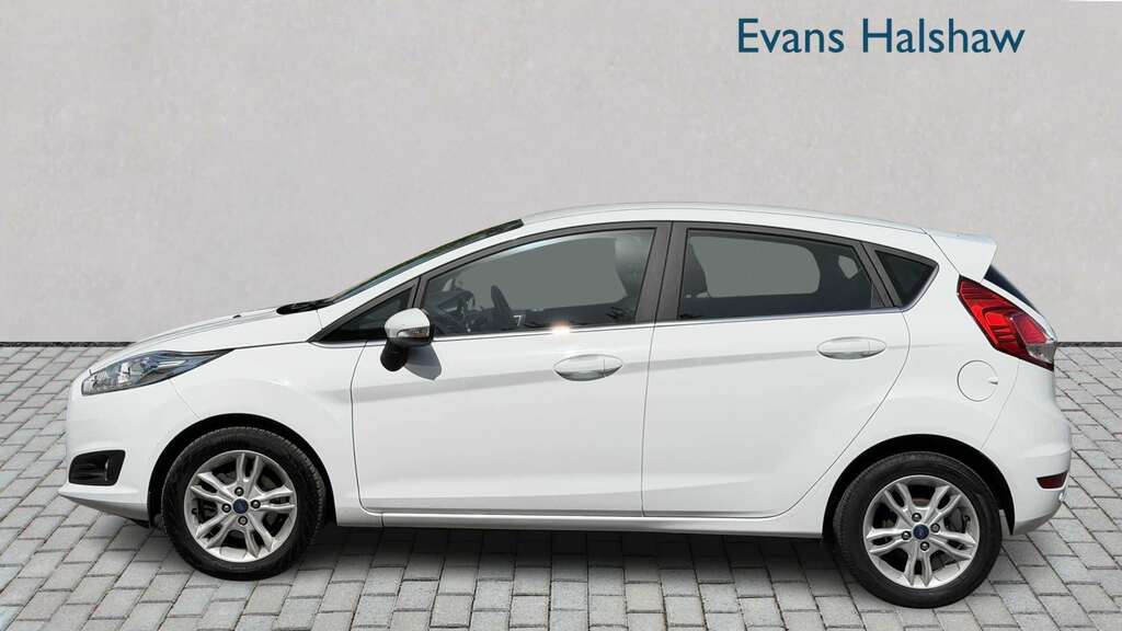 Ford Fiesta 1.0 Ecoboost Zetec Powershift 2016 PJ66HNZ White #5