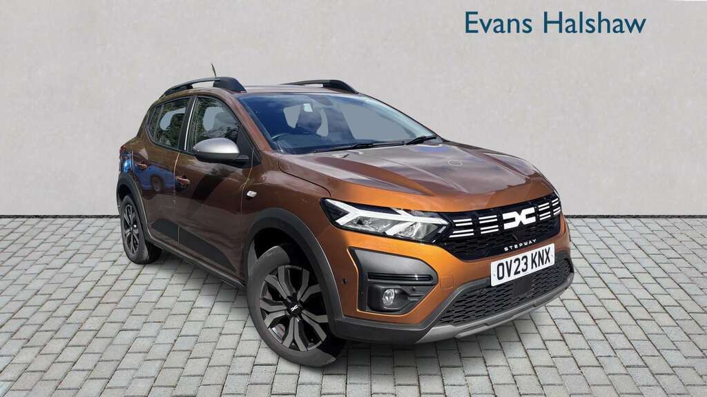 Dacia Sandero Stepway 1.0 Tce Journey 2023 Orange
