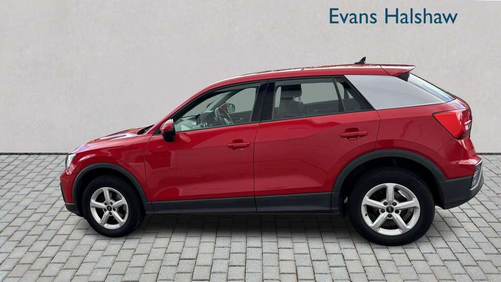 Audi Q2 30 Tfsi Technik 2021 PN21OUU Red #6