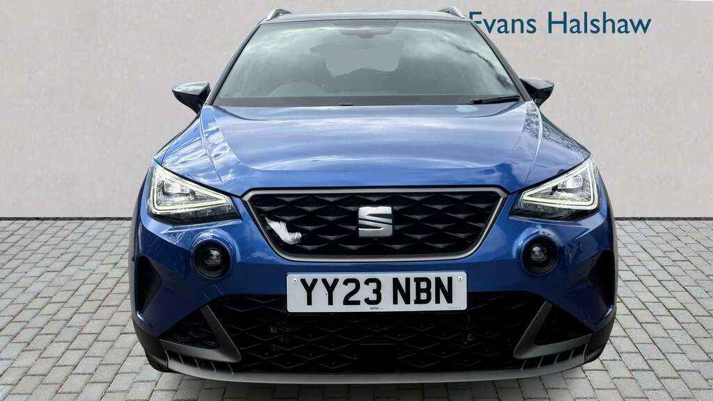 Seat Arona 1.0 Tsi 110 Fr 2023 YY23NBN Blue #4
