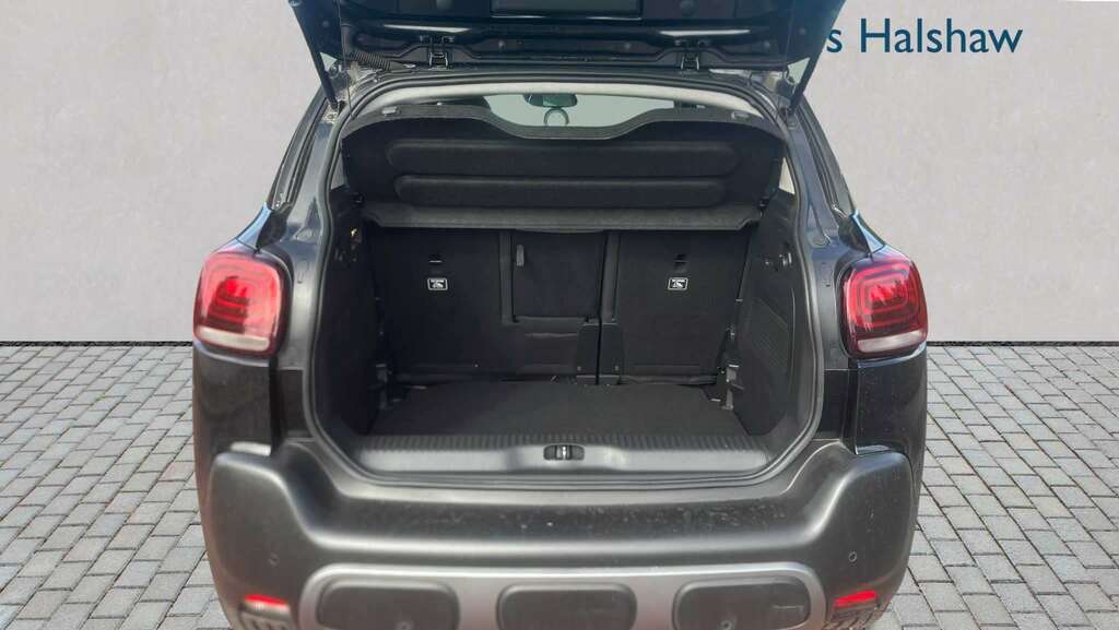 Citroen C3 Aircross 1.2 Puretech 130 Shine Plus Eat6 2023 GU23LHL Black #6