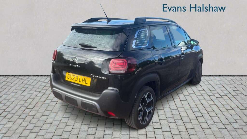 Citroen C3 Aircross 1.2 Puretech 130 Shine Plus Eat6 2023 GU23LHL Black #4