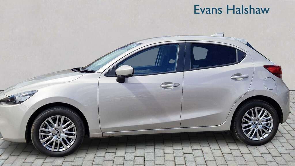 Mazda 2 1.5 E-skyactiv G Mhev Exclusive-line 2024 BN74VGX Silver #2