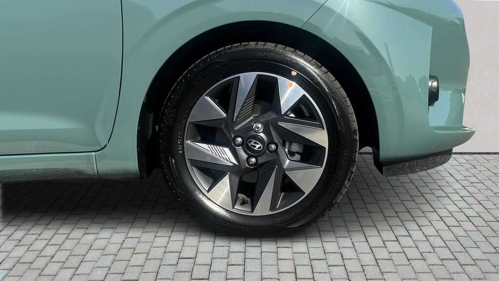 Hyundai I10 1.0 63 Advance Nav 2026 YC26KNU Green #4