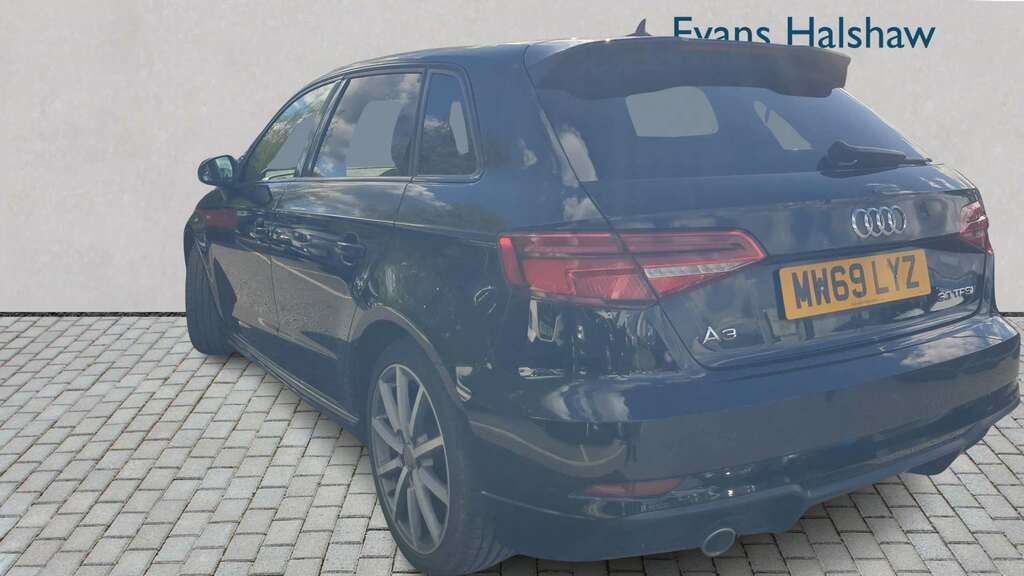 Audi A3 30 Tfsi 116 Black Edition 2020 MW69LYZ Black #3