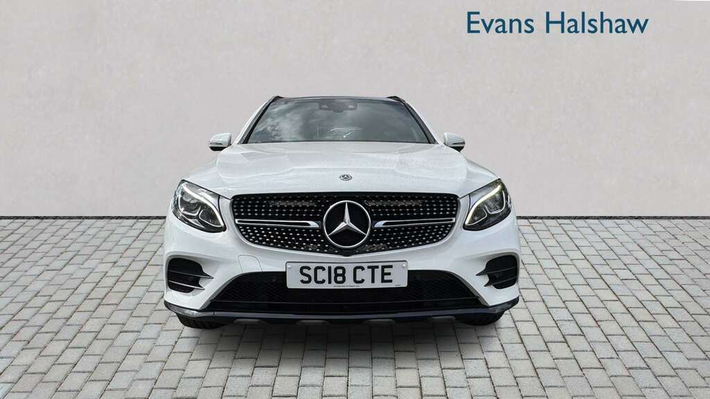 Mercedes-Benz GLC Class 220D 4Matic Amg Line Premium 9G-tronic 2018 SC18CTE White #2