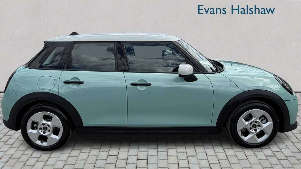 Mini Hatch 1.5 C Classic 2025 BVI1286 Blue #5
