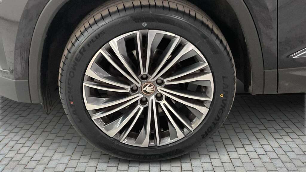 Skoda Kodiaq 1.5 Tsi Se L Executive Dsg 7 Seat 2023 KR72HWM Black #6