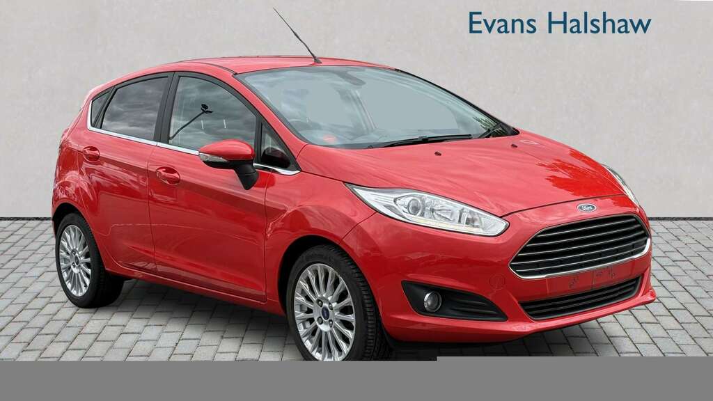 Ford Fiesta 1.0 Ecoboost Titanium 2014 Red