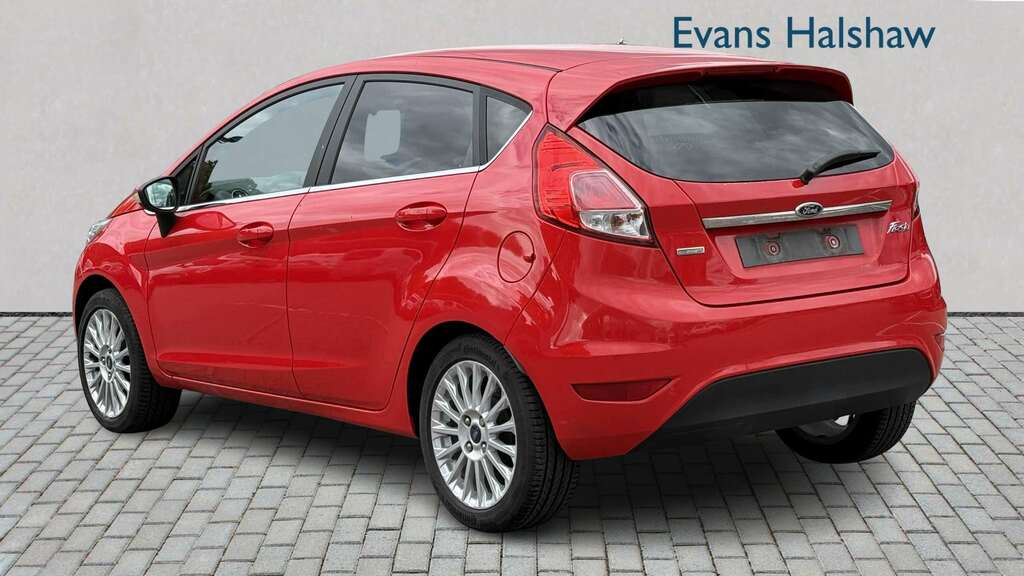 Ford Fiesta 1.0 Ecoboost Titanium 2014 NU14SFF Red #2