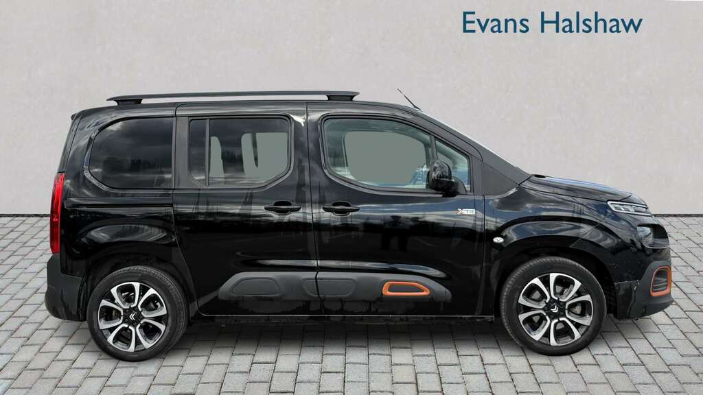Citroen e-Berlingo 100Kw Flair Xtr M 50Kwh 2023 LB23DNY Black #3