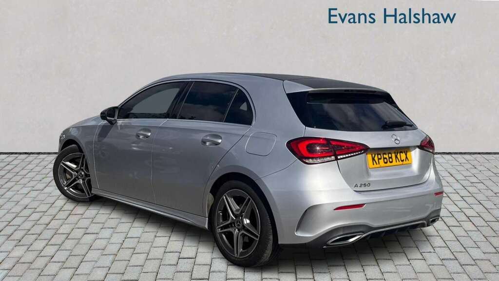 Mercedes-Benz A Class A250 Amg Line 2018 Silver #2