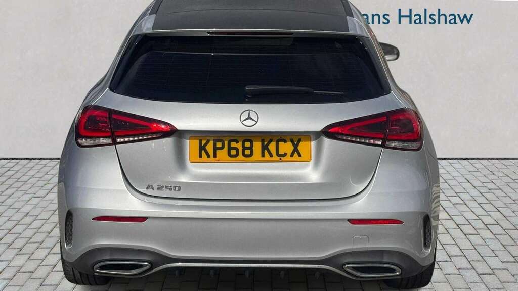 Mercedes-Benz A Class A250 Amg Line 2018 Silver #4