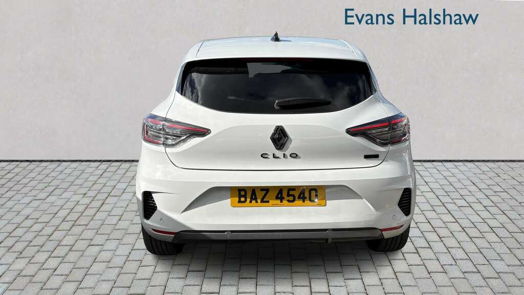 Renault Clio 1.6 E-tech Full Hybrid 145 Esprit Alpine BA73ZFG White #2