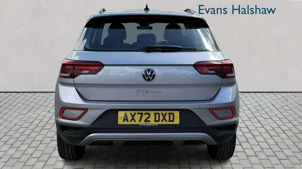 Volkswagen T-Roc 1.5 Tsi Life 2023 AX72DXD Silver #3