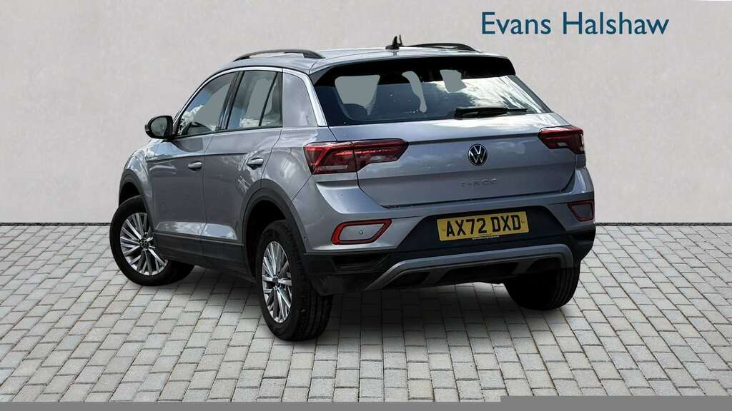 Volkswagen T-Roc 1.5 Tsi Life 2023 AX72DXD Silver #2
